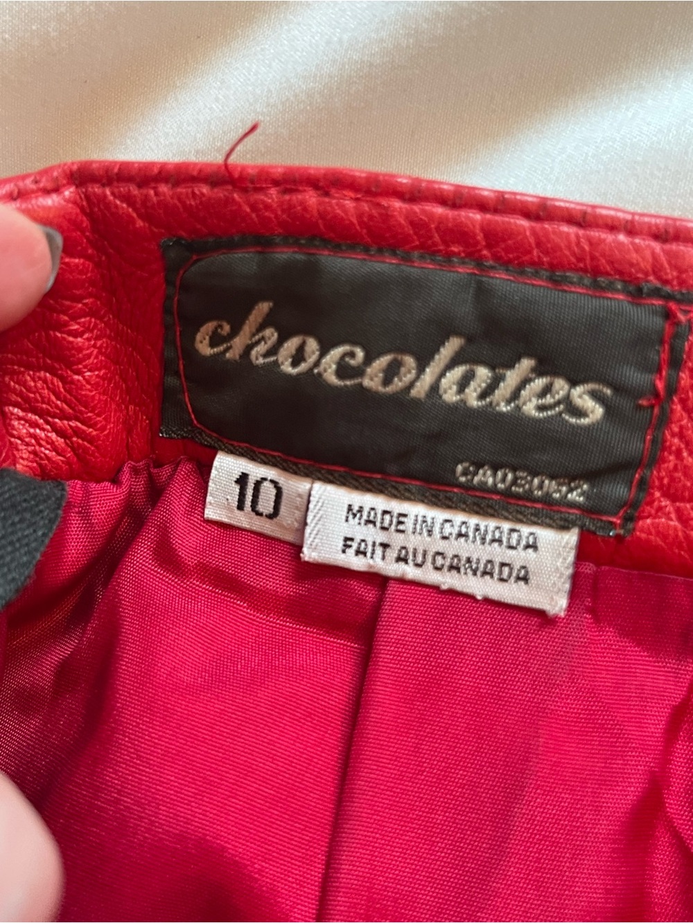 Vintage 80s Red Leather Tiered A-Line Skirt Made in Canada Union Label Size 10 - Picture 7 of 11